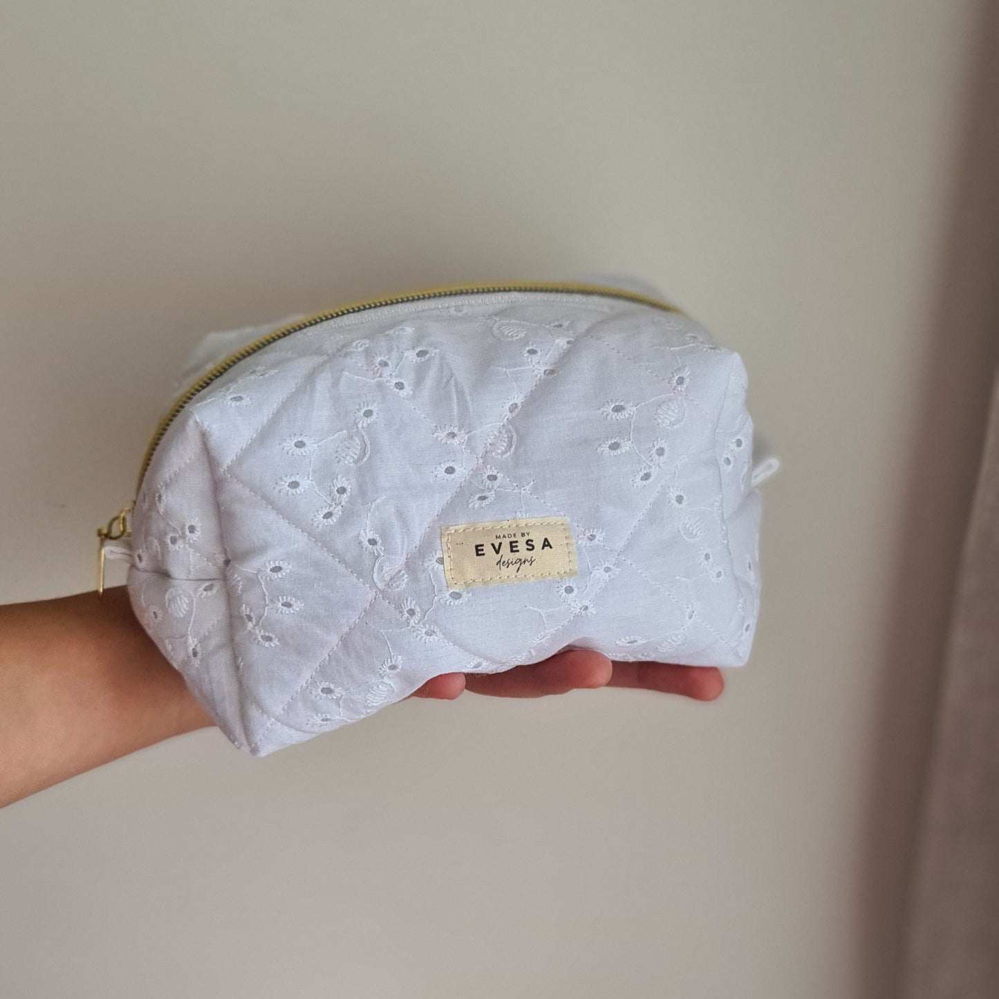 Snow Carry All Makeup bag